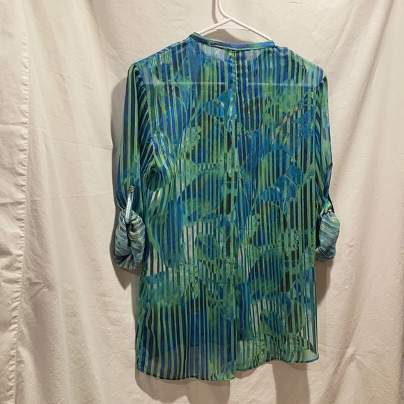 Blouse - Picture 2 of 8